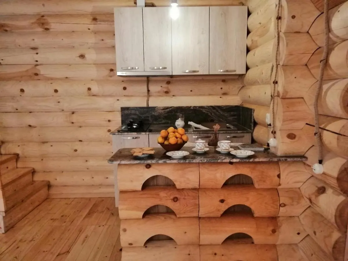 Cottage House Niniela Batoumi